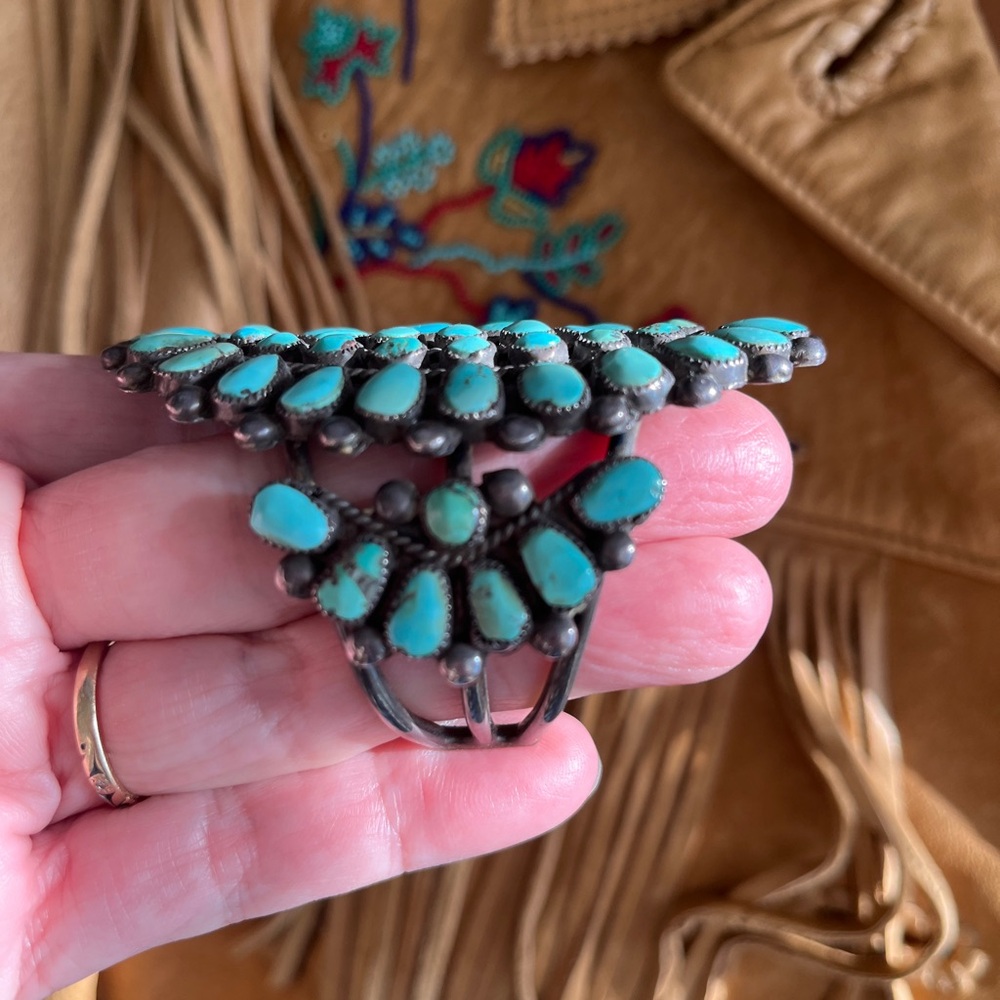 Rare Turquoise Oval Cuff Bracelet -  73 Blue Green Stones - Picture 17 of 17